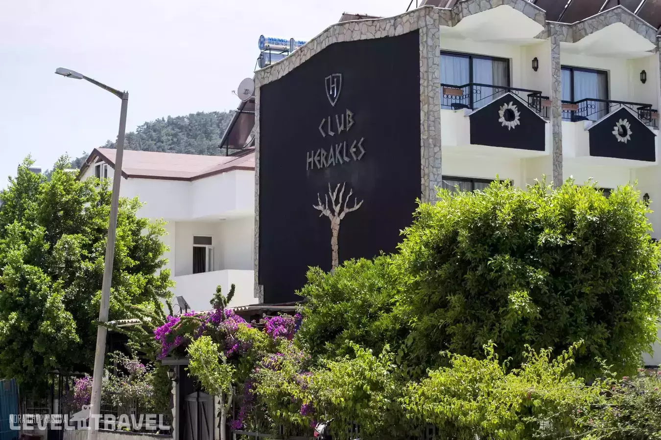 Club Herakles (Ex. Stone House)