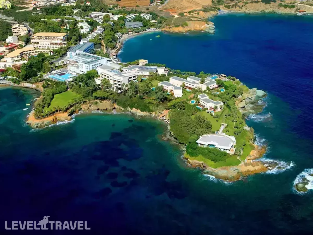 Capsis Ruby Red Regal Hotel