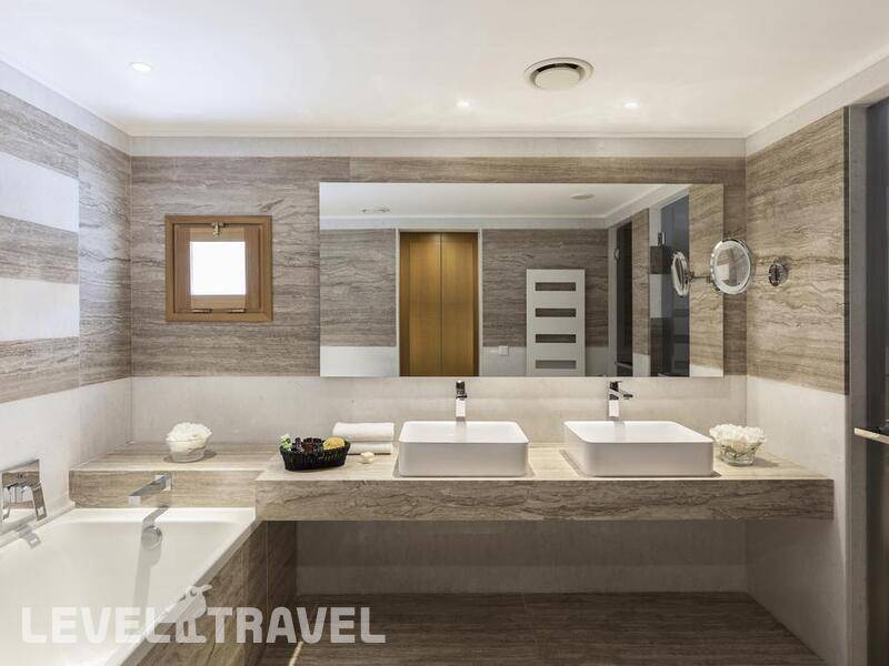 Фотография Elounda Mare A Relais & Chateux Hotel