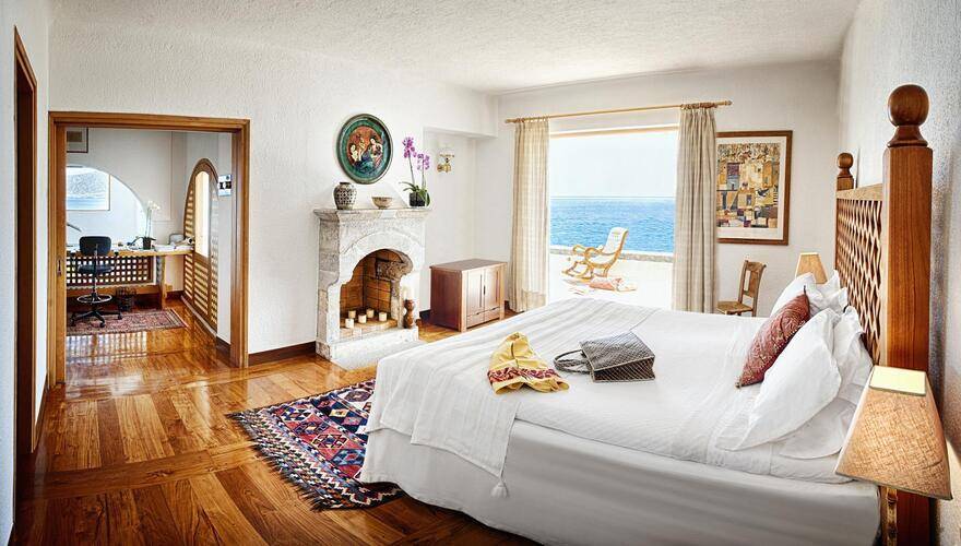 Elounda Peninsula All Suite Hotel