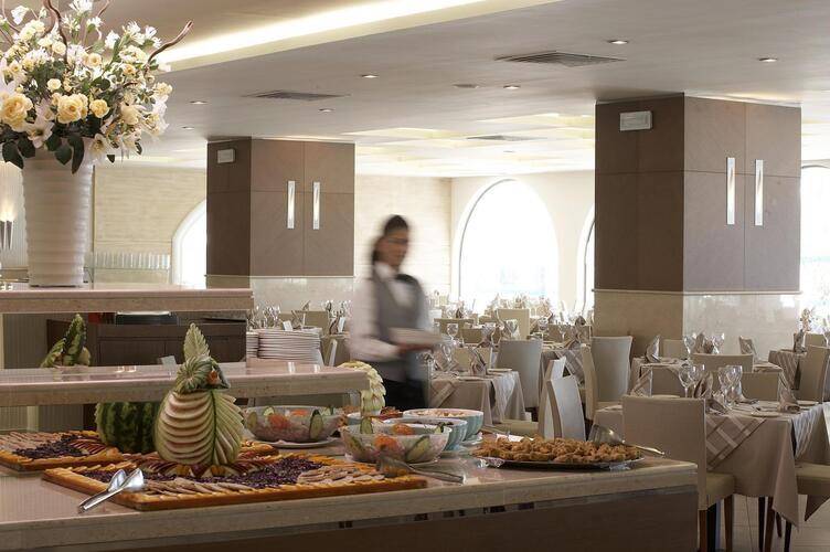 Ixian Grand Hotel & Suites (Ex.Sentido Ixian Grand Hotel & Suites) (Adults Only 16+)