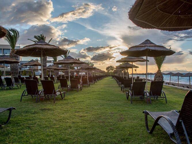 Ixian Grand Hotel & Suites (Ex.Sentido Ixian Grand Hotel & Suites) (Adults Only 16+)