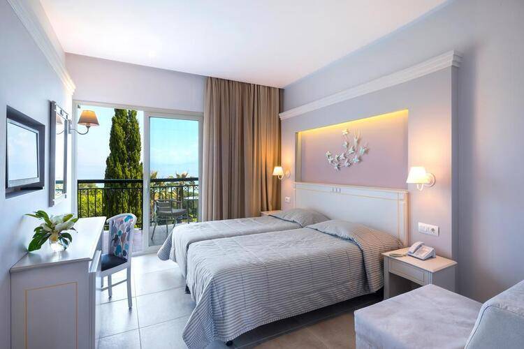 Corfu Delfinia Hotel