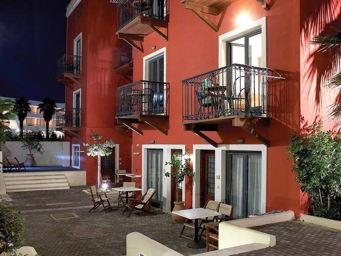 Grecotel Plaza Beach House (Ex. Grecotel Plaza Spa Apartments)