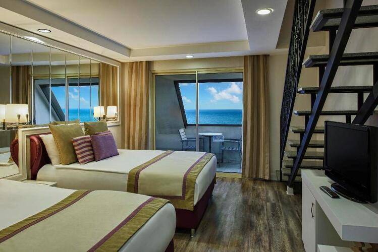 Delphin Diva Premiere Hotel