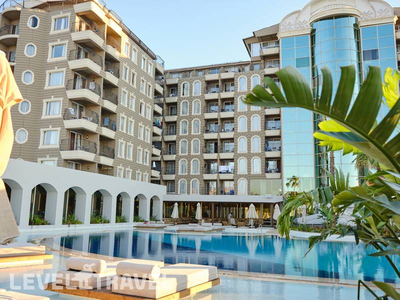 Фотография Laur Hotel Experience & Laur Hotels Elegance (Ex.Didim Beach Resort Aqua & Elegance Thalasso)