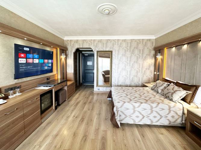 Laur Hotel Experience & Laur Hotels Elegance (Ex.Didim Beach Resort Aqua & Elegance Thalasso)