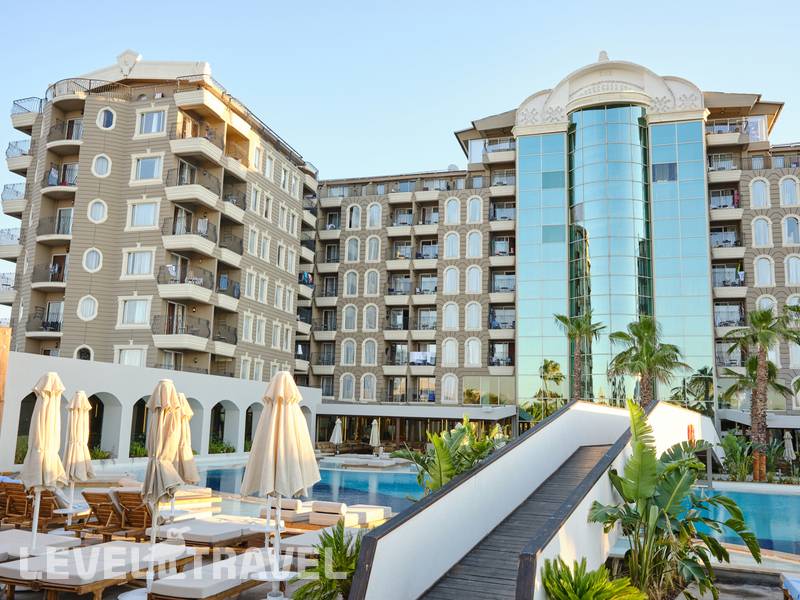 Фотография Laur Hotel Experience & Laur Hotels Elegance (Ex.Didim Beach Resort Aqua & Elegance Thalasso)