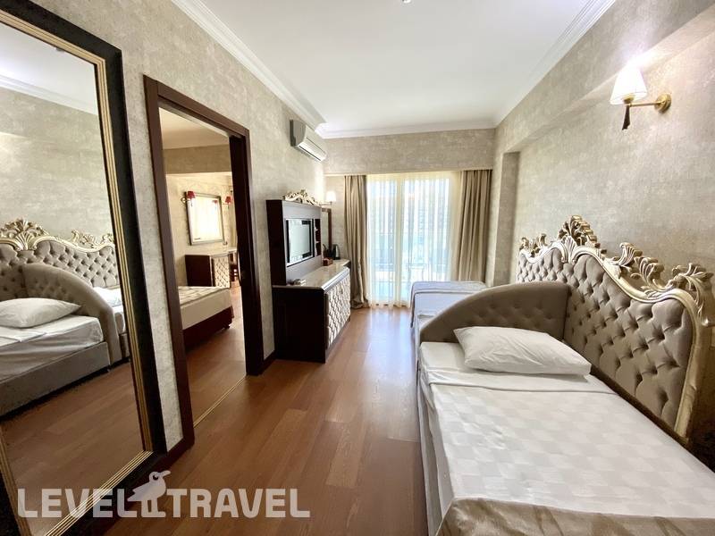 Фотография Laur Hotel Experience & Laur Hotels Elegance (Ex.Didim Beach Resort Aqua & Elegance Thalasso)