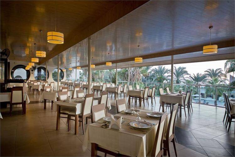 Mc Beach Park Resort Hotel