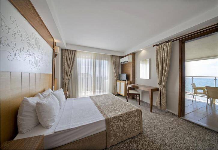 Mc Beach Park Resort Hotel