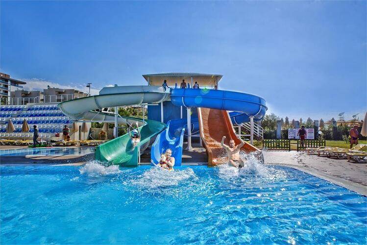 Mc Beach Park Resort Hotel