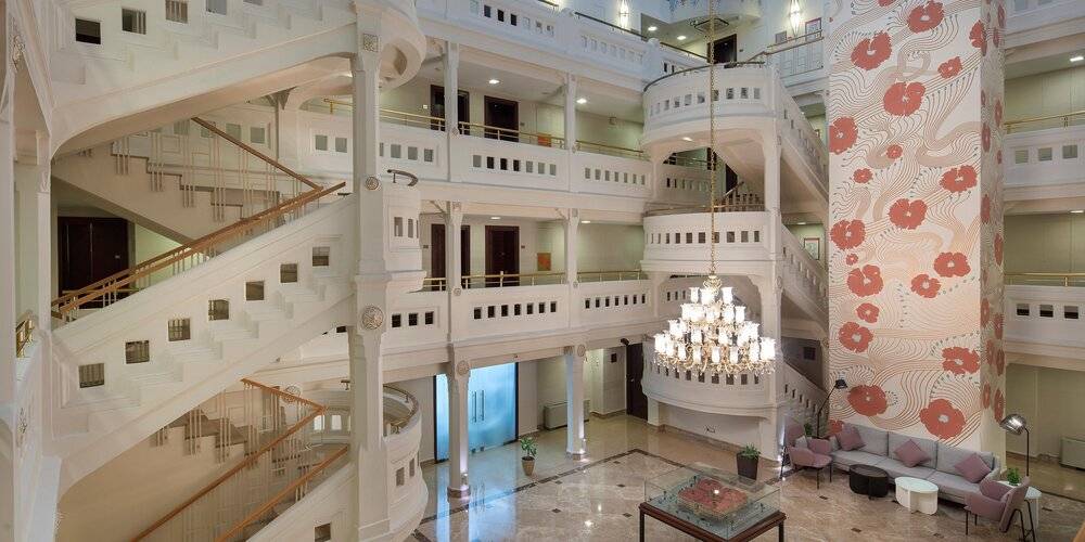 Crowne Plaza Old City