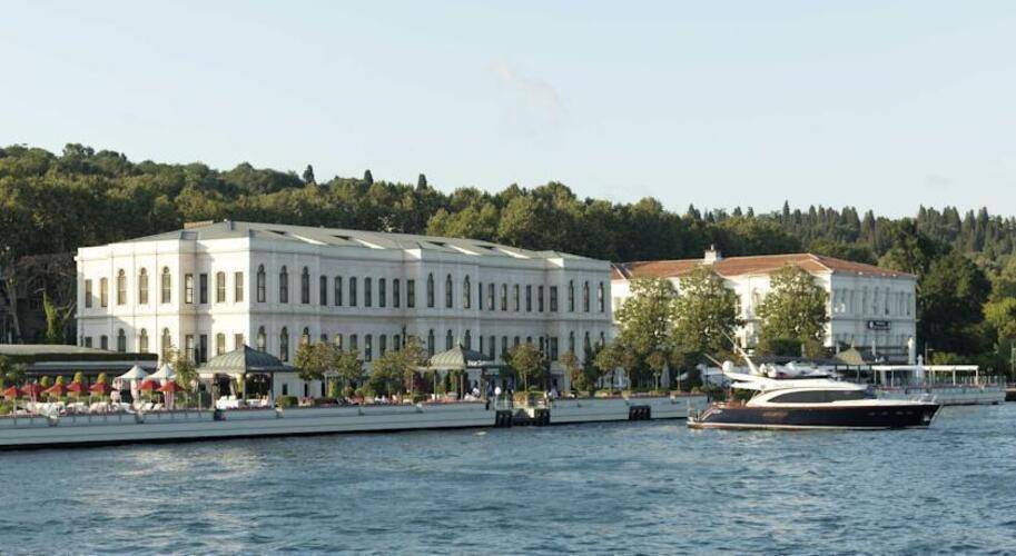 Four Seasons Hotel At The Bosphorus