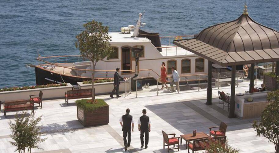 Four Seasons Hotel At The Bosphorus
