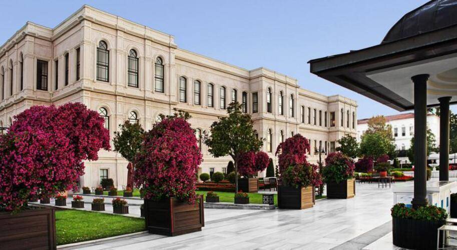 Four Seasons Hotel At The Bosphorus