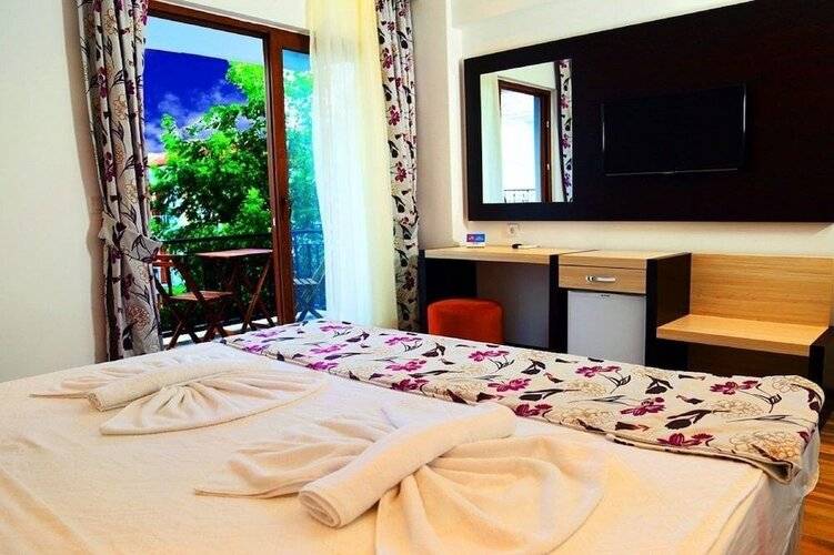 Kleopatra Hermes Hotel