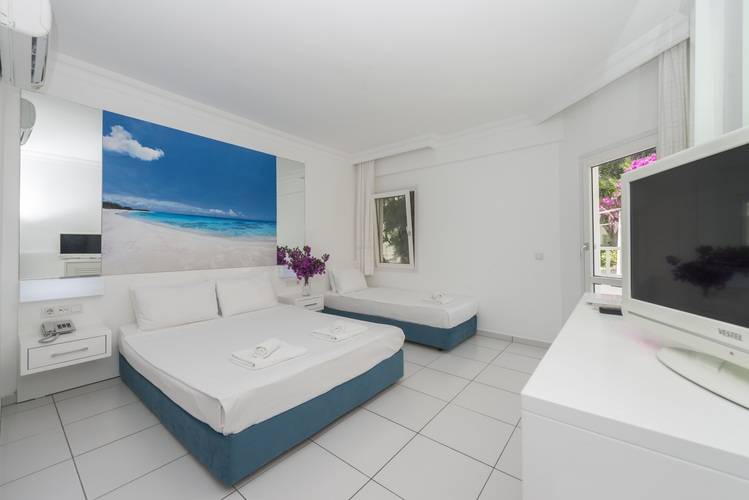 Bendis Beach Hotel