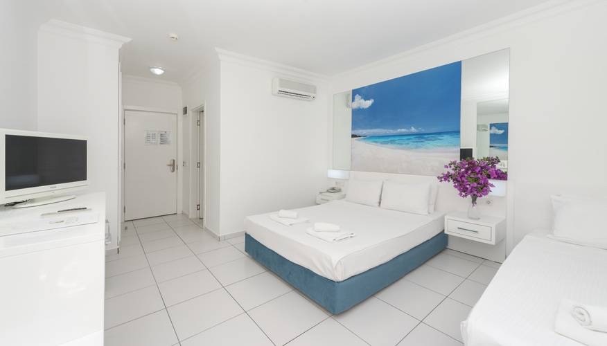 Bendis Beach Hotel