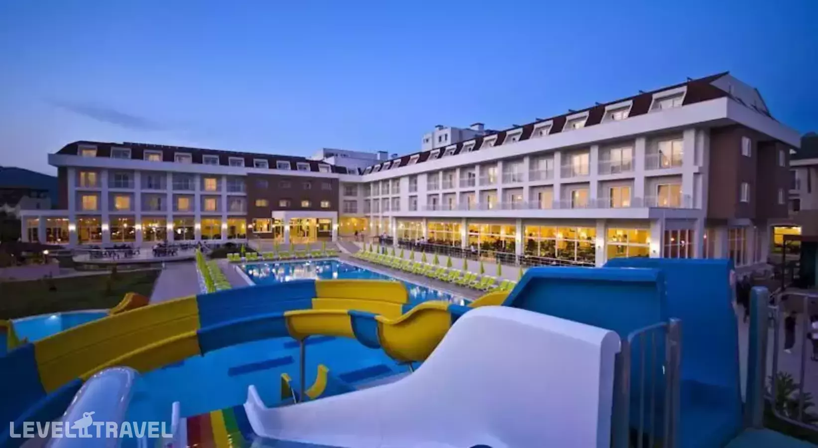 Mg White Lilyum Hotel