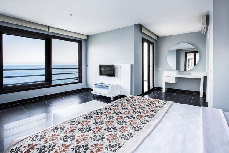 Aria Claros Beach & Spa Resort