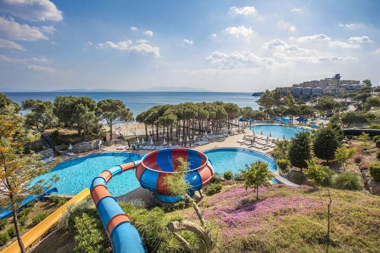 Aria Claros Beach & Spa Resort
