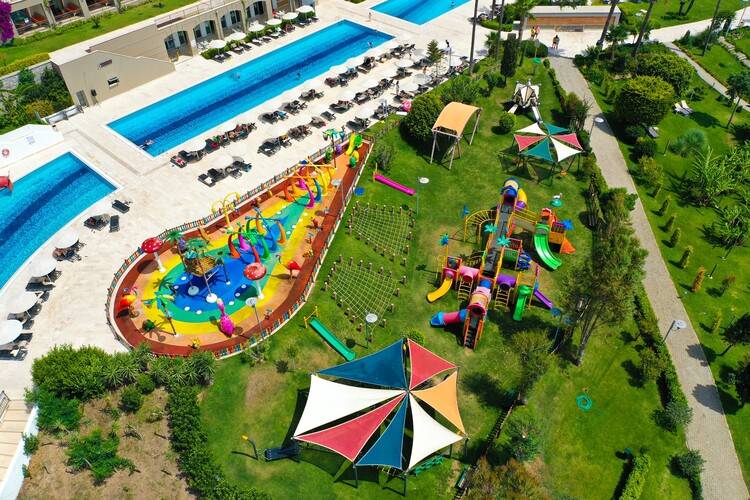 Kefaluka Resort