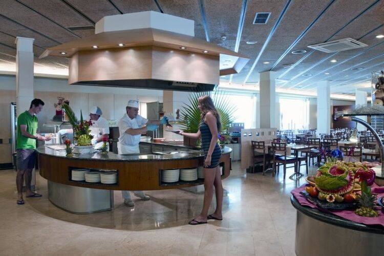 Golden Taurus Aquapark Resort