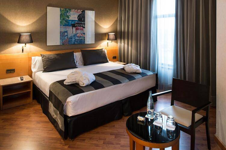 Catalonia Barcelona Plaza Hotel — фото 23