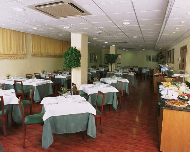 Catalonia Park Putxet Hotel — фото 4