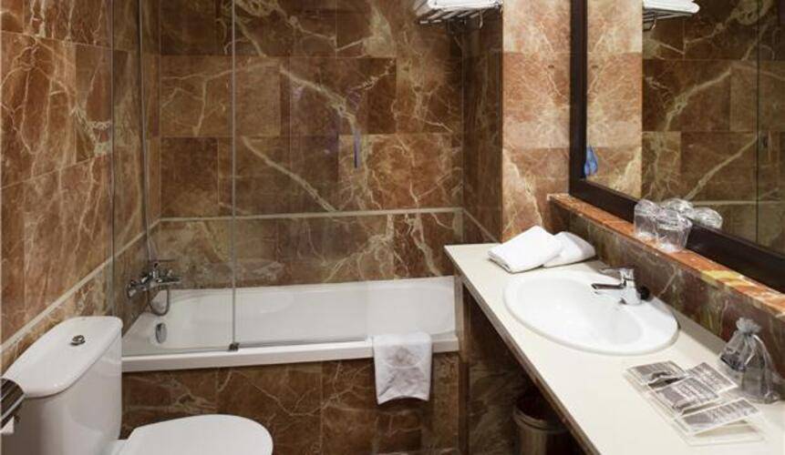 Catalonia Portal Del Angel — фото 7