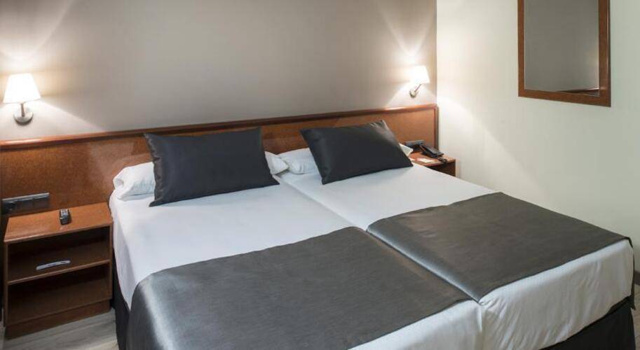 Catalonia Castellnou Hotel — фото 12