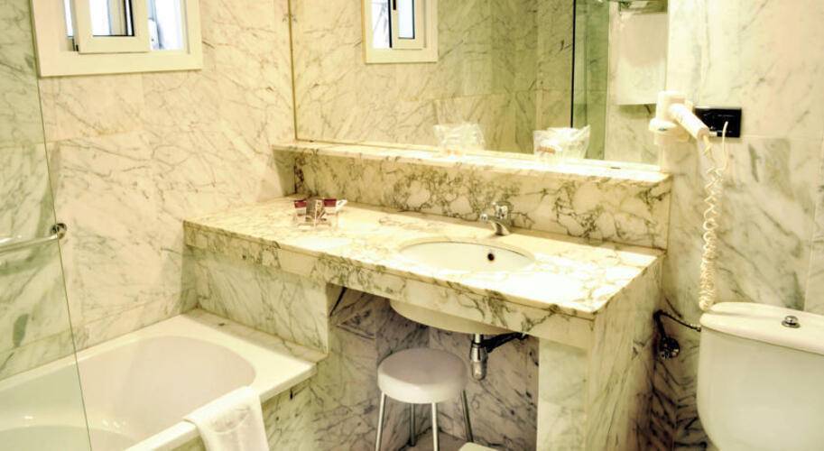 Catalonia Mikado Hotel — фото 11