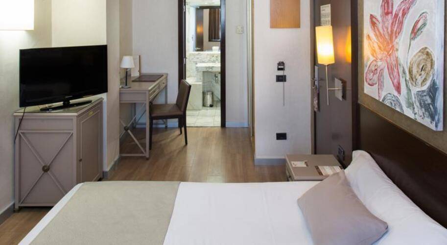 Catalonia Mikado Hotel — фото 23