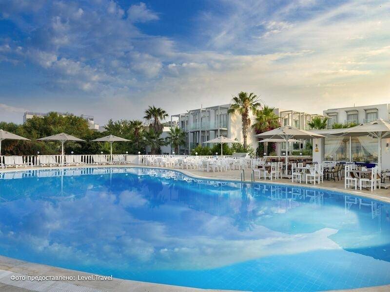 Фотография Charm Beach Hotel (Ex. Malama Beach Hotel)