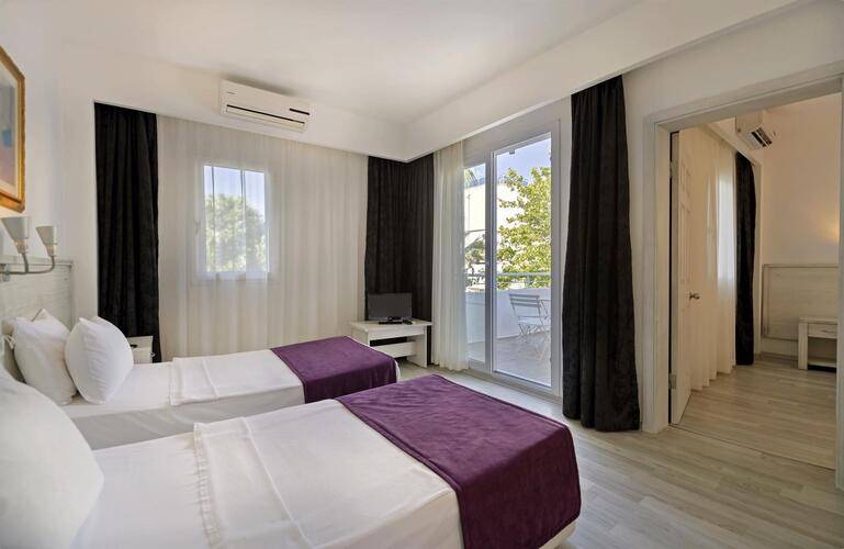 Charm Beach Hotel (Ex. Malama Beach Hotel)