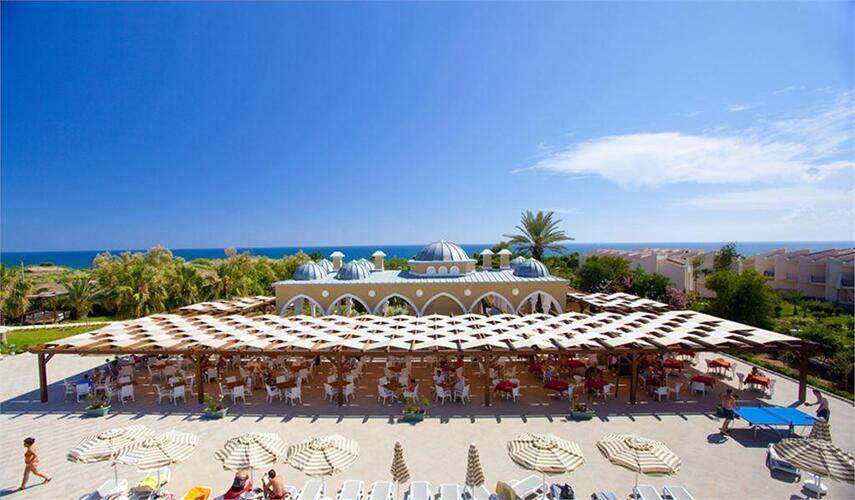 Side Star Resort