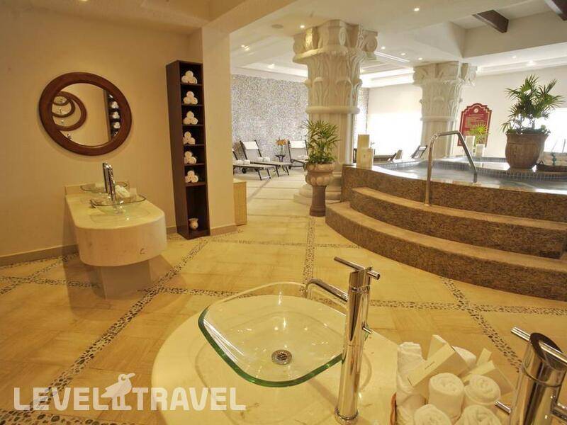 Фотография The Royal Cancun (Adults Only 16+)
