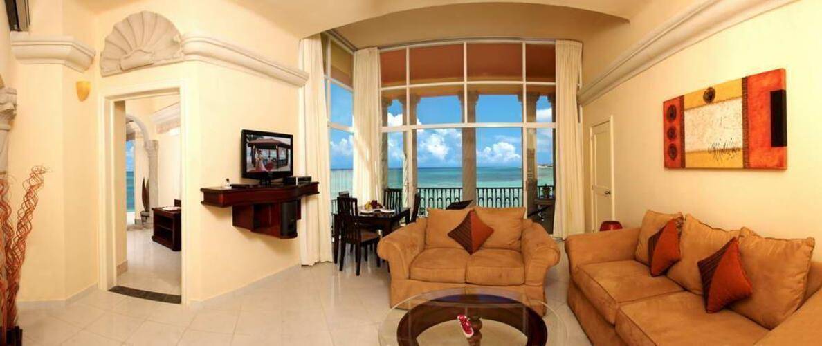 Wyndham Alltra Playa Del Carmen (Adults Only 18+) (Ex. Panama Jack Resort Playa Del Carmen)