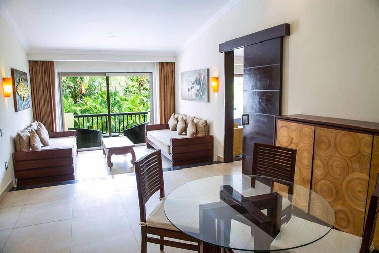 Sandos Playacar Beach Resort