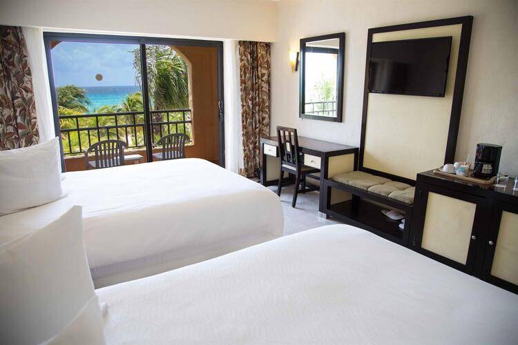 Sandos Playacar Beach Resort