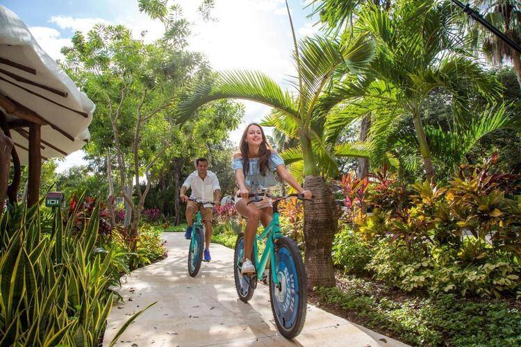 Sandos Playacar Beach Resort