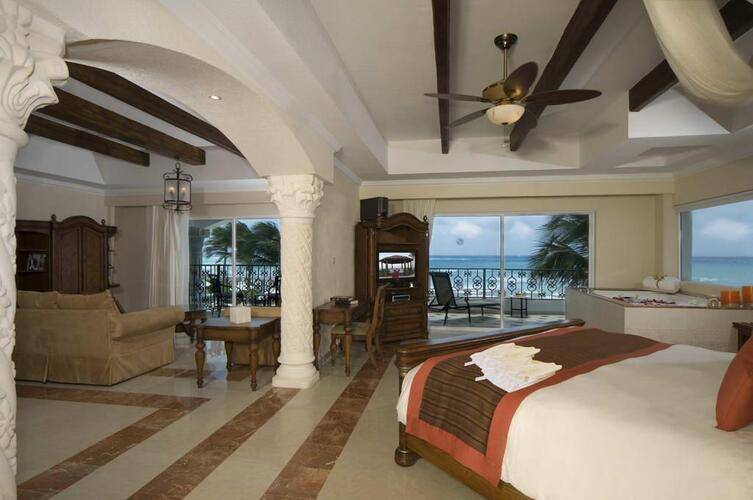 Hyatt Vivid Playa Del Carmen (Adults Only 18+) (Ex. Hilton Playa Del Carmen)