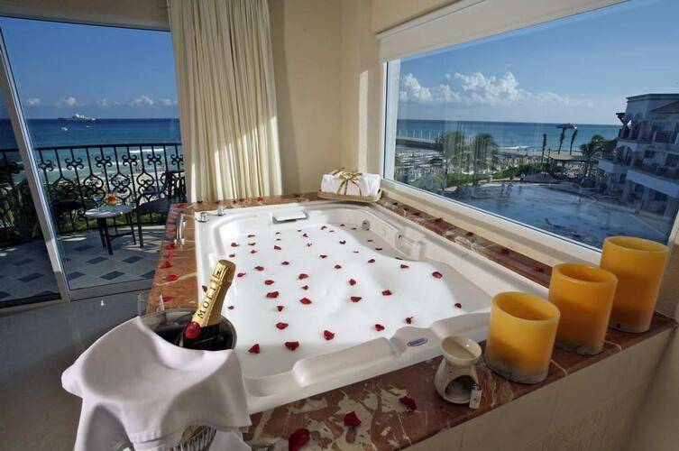 Hyatt Vivid Playa Del Carmen (Adults Only 18+) (Ex. Hilton Playa Del Carmen)