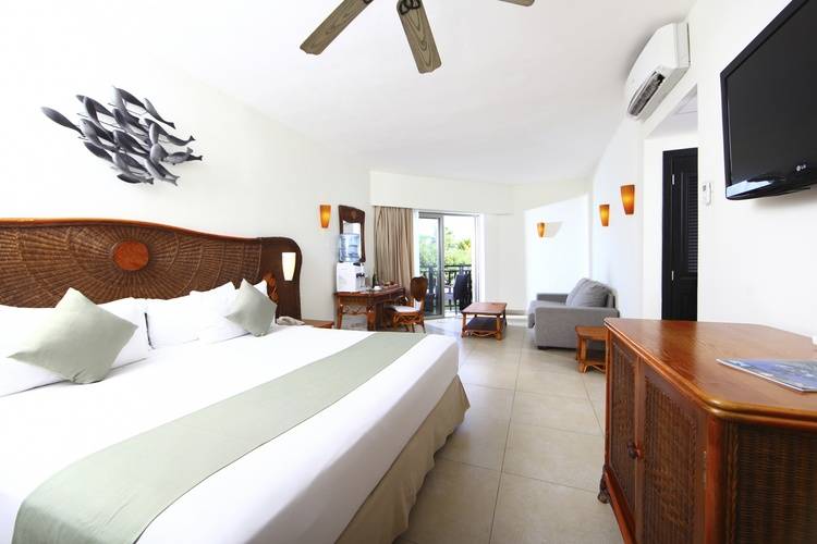 Sandos Caracol Eco Resort & Spa