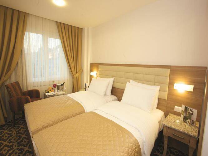 The City Hotel