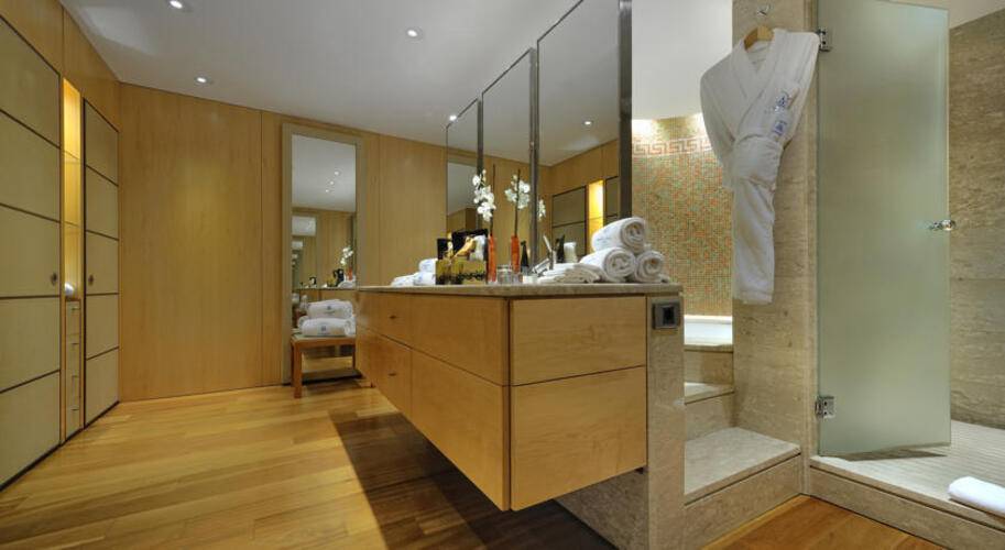 Eurostars Grand Marina Hotel — фото 19