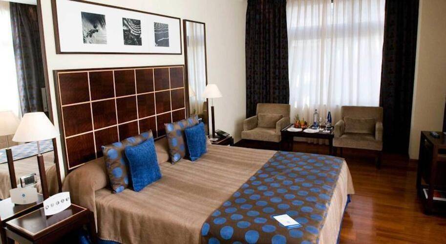 Eurostars Grand Marina Hotel — фото 27