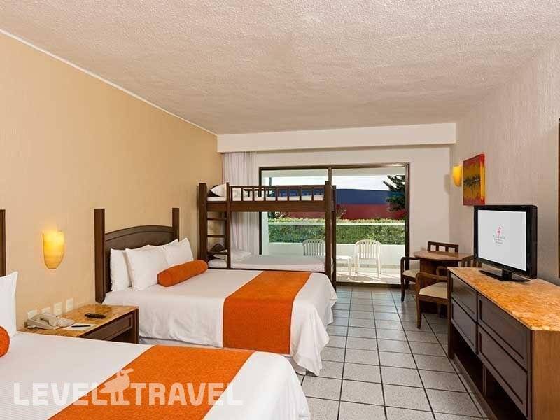 Фотография Flamingo Cancun Resort & Plaza
