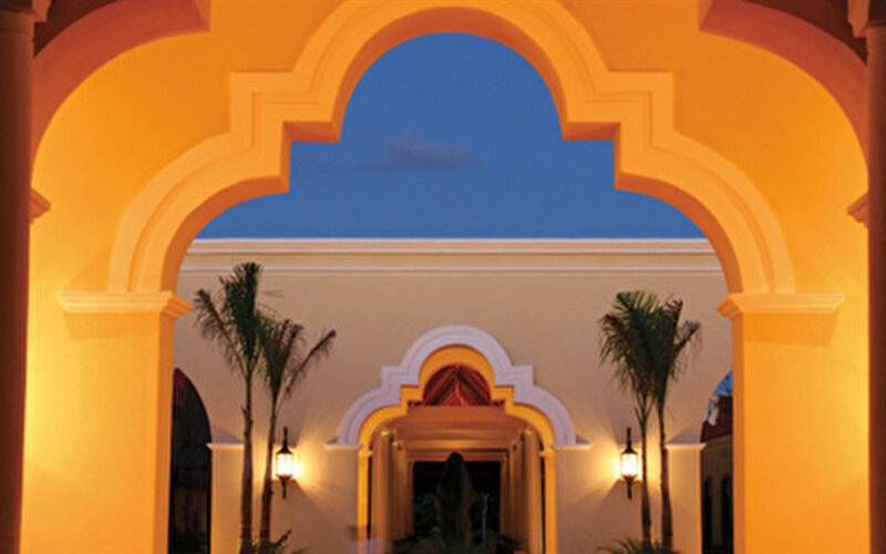 Valentin Imperial Maya (Adults Only 18+)